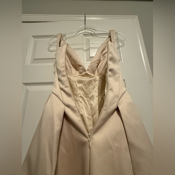 HOUSE OF CB "Paloma" Vintage Cream Satin Pleated Midi Dress NWOT - Picture 9 of 10